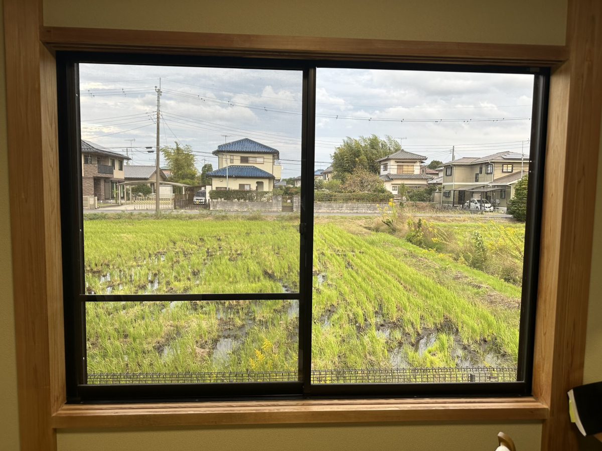 イガリアルミトーヨー住器の【茂原市　町子様邸】内窓インプラスで結露のお悩みを解決！の施工前の写真2