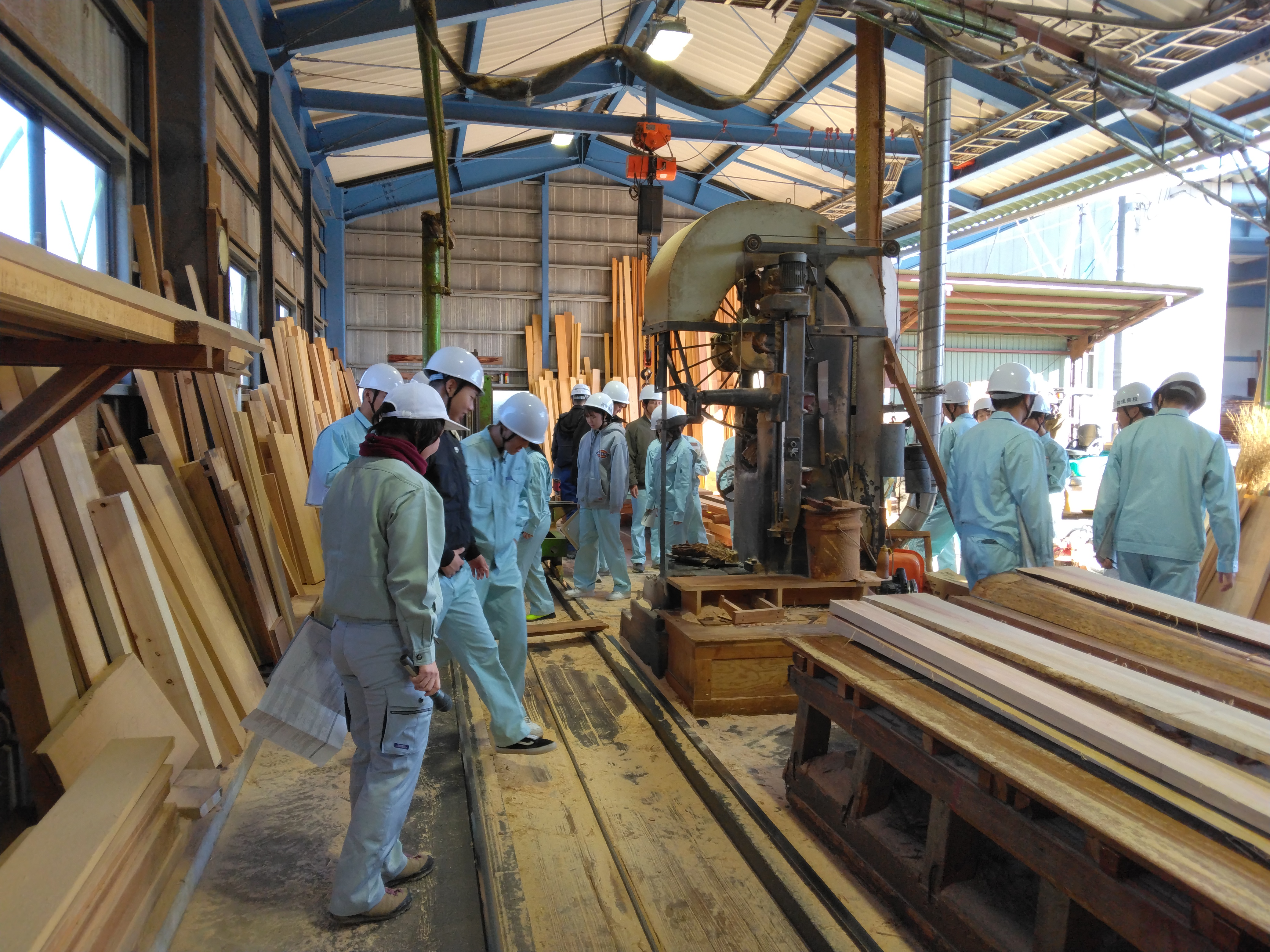 宮津天橋高校 建築科の1年生が弊社に研修へ来られました！ 高岡建材 天橋立店のブログ 写真2