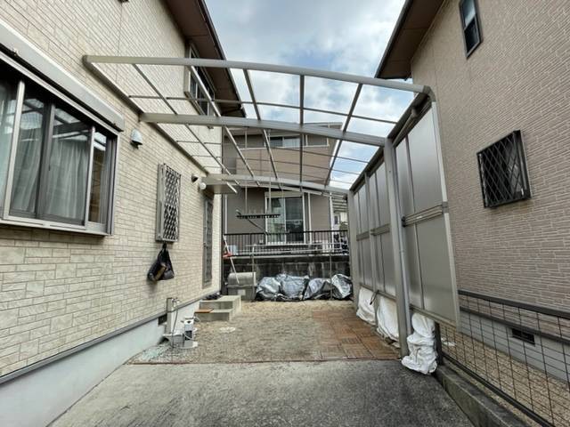 テラス屋根材の取り外し 中央アルミ住器のブログ 写真1