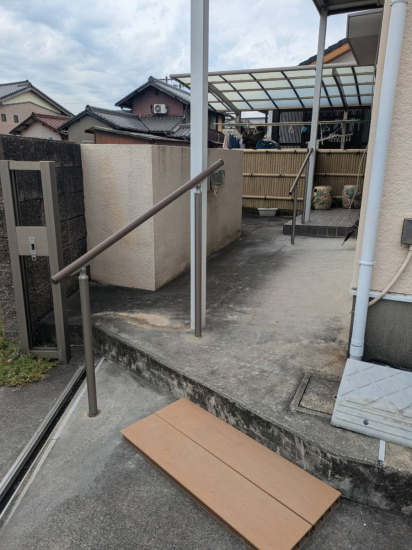 中央アルミ住器の屋外手すりの設置施工事例写真1