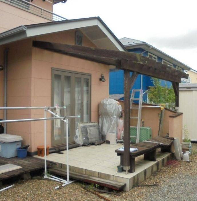 大角屋トーヨー住器の木製テラスをリニューアル❢❢の施工前の写真1