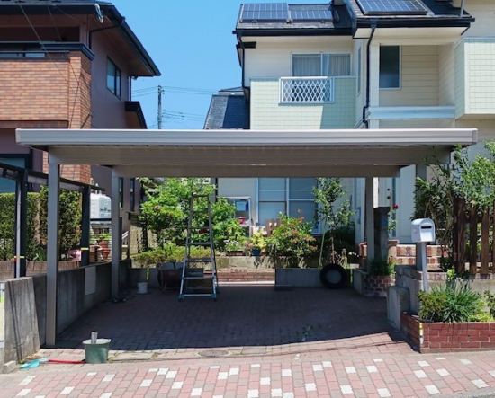 ダイカクヤ 仙台の雨・風に強い折板カーポート『カーポートSW』工事　2台用　仙台市施工事例写真1