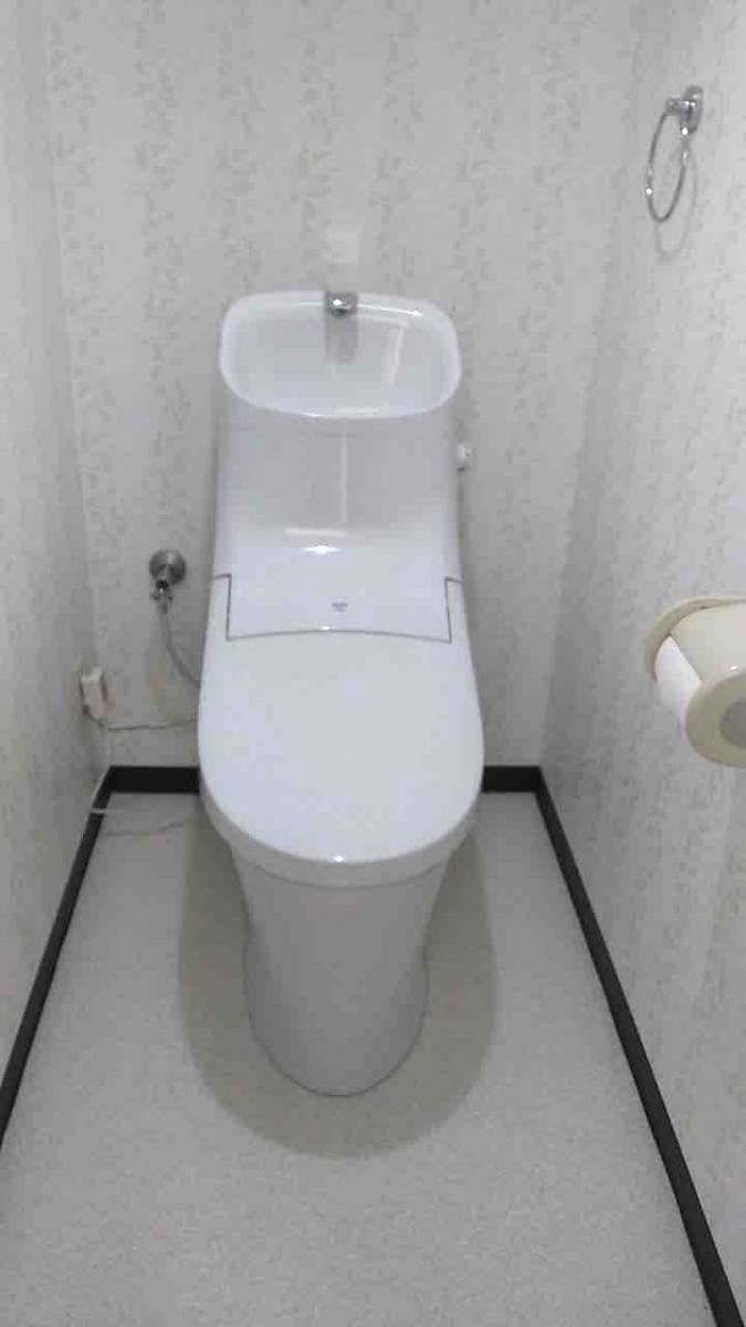 おさだガラスのお掃除らくらくトイレに交換の施工後の写真1