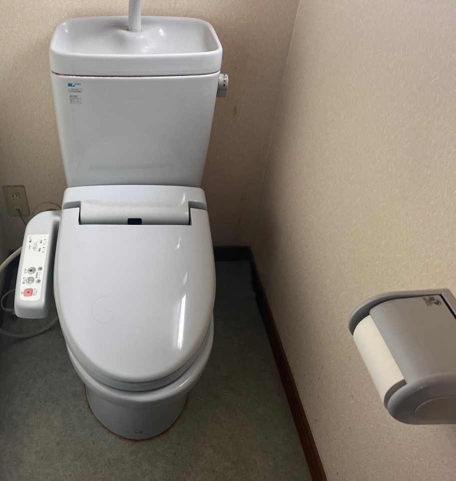 おさだガラスの快適トイレ空間に改修！の施工前の写真1