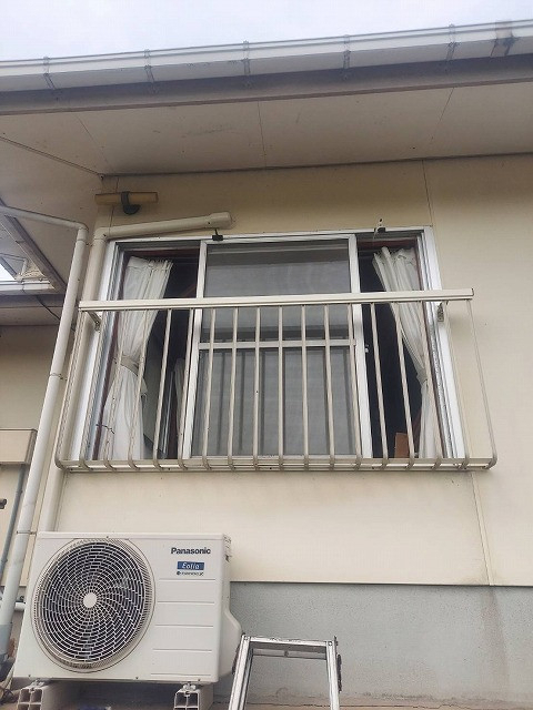 FGネクストの府中市　直射日がひどく部屋がサウナみたいになっています。の施工前の写真2